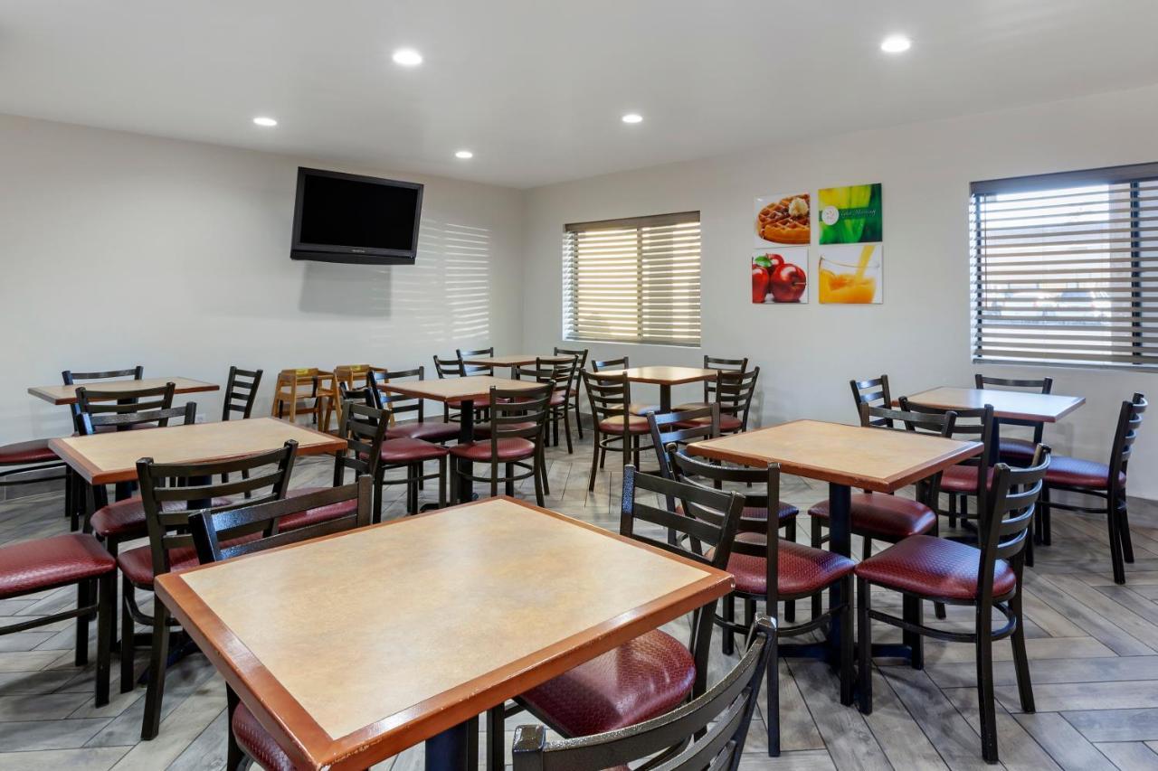 Quality Inn & Suites Goodyear - Phoenix West Eksteriør billede