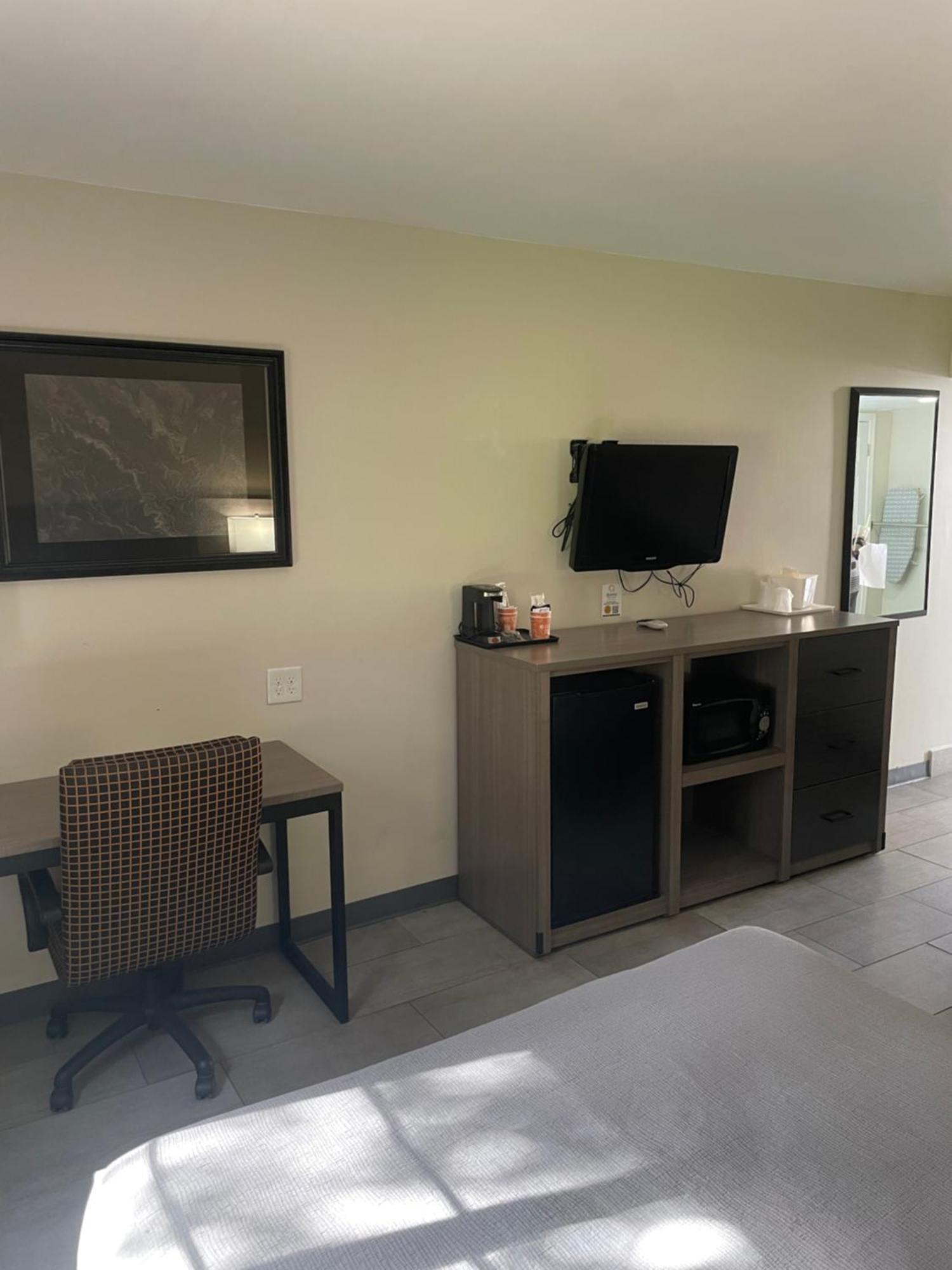 Quality Inn & Suites Goodyear - Phoenix West Eksteriør billede