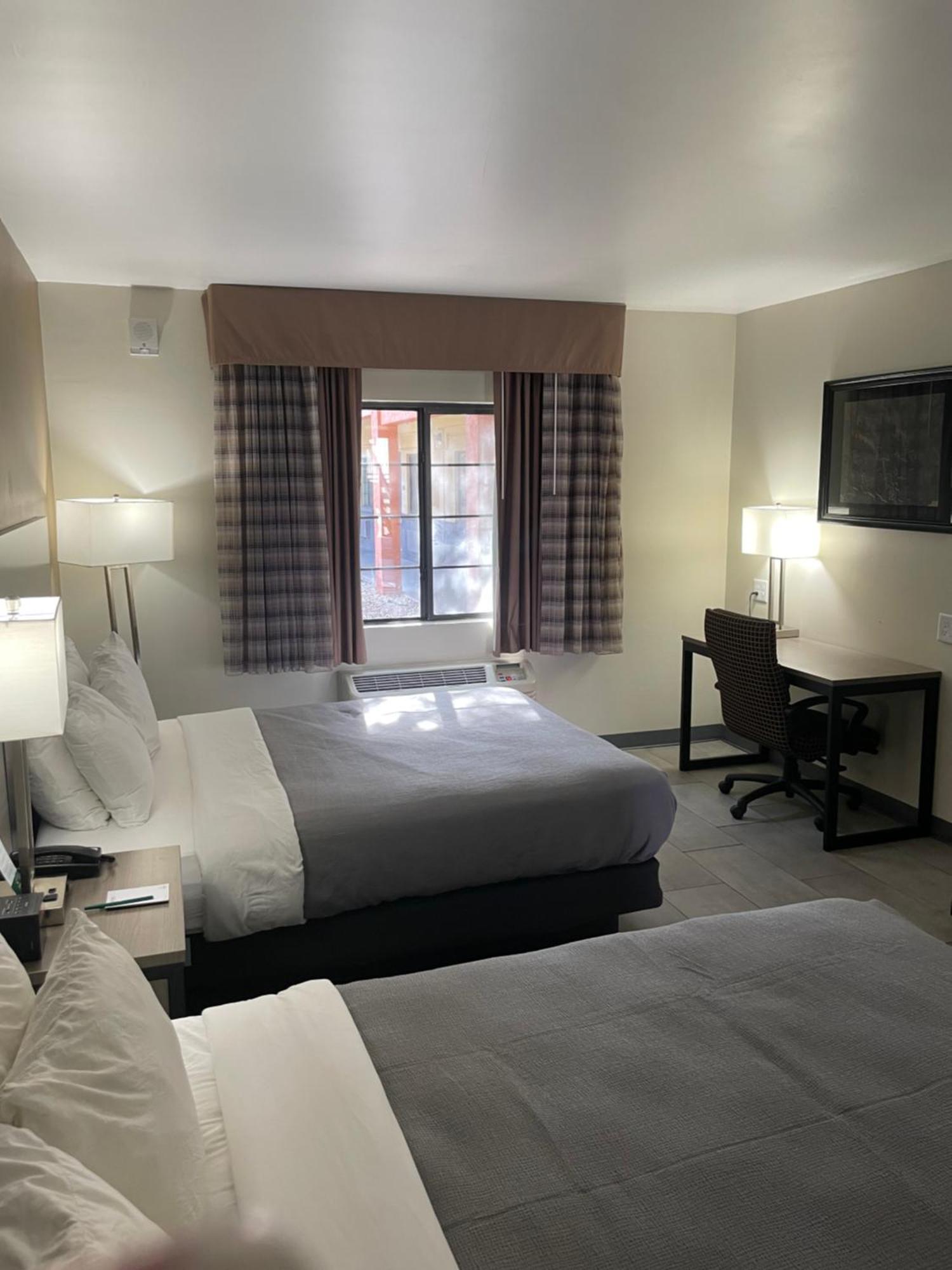 Quality Inn & Suites Goodyear - Phoenix West Eksteriør billede