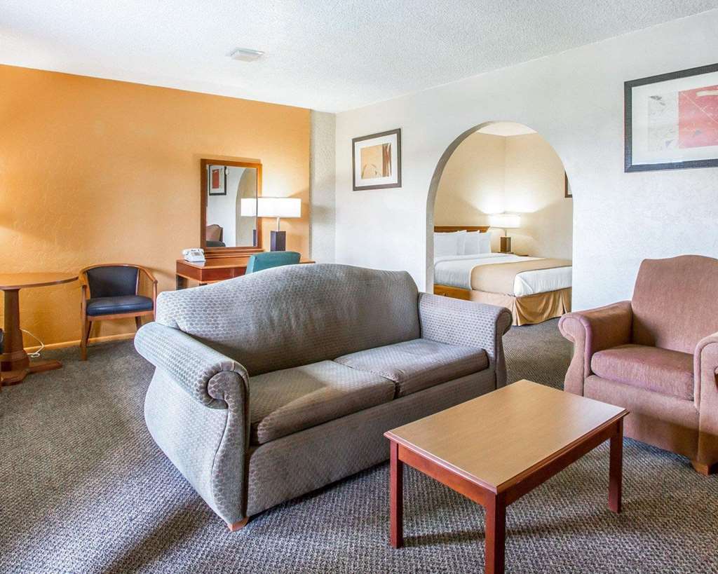 Quality Inn & Suites Goodyear - Phoenix West Værelse billede